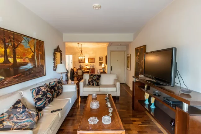 Apartamento com 3 dormitórios sendo 1 suíte, à venda, 158m² e 1 vaga, por R$ 1.650.000,00, no Itaim Bibi