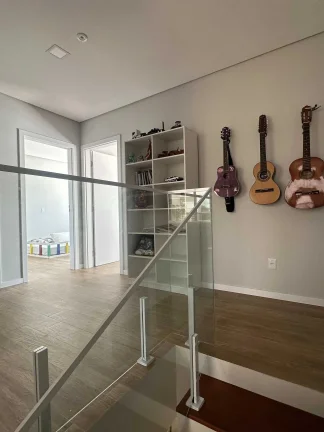 Imagem Casa com 3 dormitórios sendo 1 suíte e 2 vagas de garagem em Biguaçu/SC