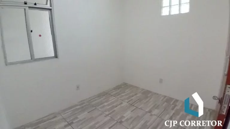 Imagem Casa de dois dormitórios reformada na orla da Ribeira