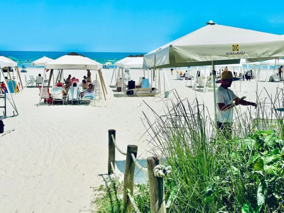 Imagem Apartamento na Riviera de São Lourenço de Luxo com 3 Suítes e Varanda Gourmet na Riviera Módulo 7 - Imperdível!
