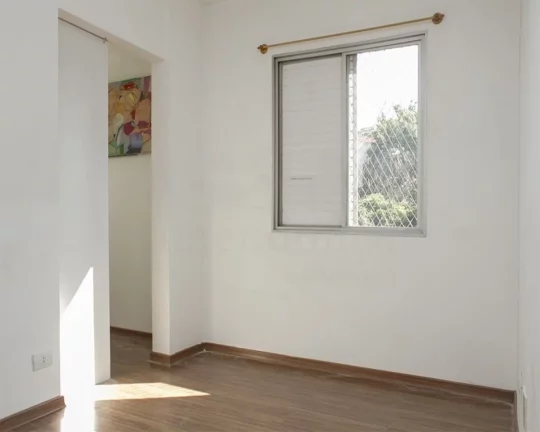 Imagem Apartamento reformado, iluminado e reformado, living para 02 ambientes, piso laminado, dormitórios ...
