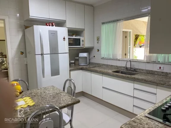 Imagem "Seu Novo Lar em Atibaia: Casa Térrea de Luxo em Condomínio Exclusivo!"