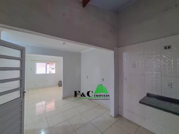 Imagem Casa / Sobrado para Venda em Pinhalzinho, --------------, 2 dormitórios, 2 banheiros, 2 vagas