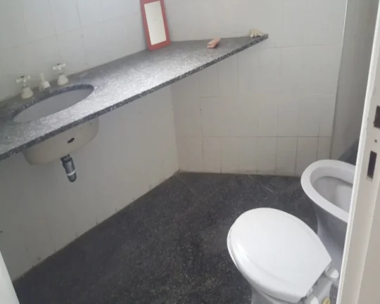 Imagem Cobertura à venda no Guarujá na Praia das Pitangueiras.