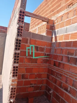 Imagem VENDE-SE TERRENO DE ESQUINA COM CONSTRUÇÃO INICIADA EM PATROCINIO PAULISTA - SP