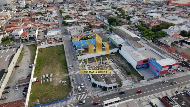 Imagem Predio Comercial 5559,77m2 de área total, construidos 747 + 2519 M2