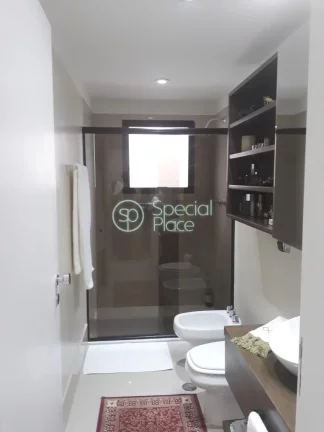 Imagem Apartamento em Moema, em rua arborizada, fáciç acesso as principais avenidas, shopping, aeroporto ...