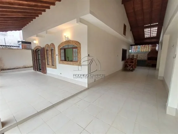 Imagem Espaçosa Casa Térrea 3 Quartos no Canto do Forte - Praia Grande