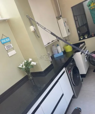 Imagem Apartamento com 70M², 2 dormitórios, sala, cozinha, área de serviços, varanda e 1 vaga de garage...