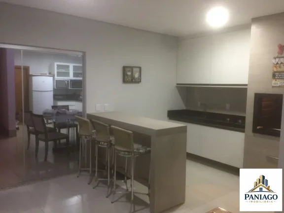 Imagem Casa Porteira Fechada no Belvedere I