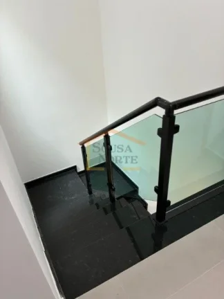 Imagem Charmosa casa, 180 m² de área útil, projetada para oferecer conforto, praticidade e qualidade de ...