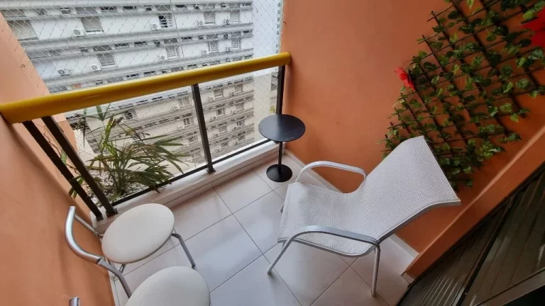Imagem Flat com 2 dormitórios à venda, 76 m² - Pitangueiras - Guarujá/SP