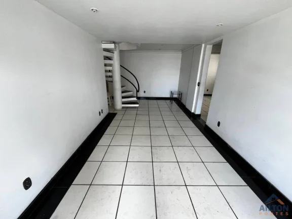 Imagem Cobertura Duplex com 3 Suítes à Venda na Praia do Morro - Guarapari/ES
