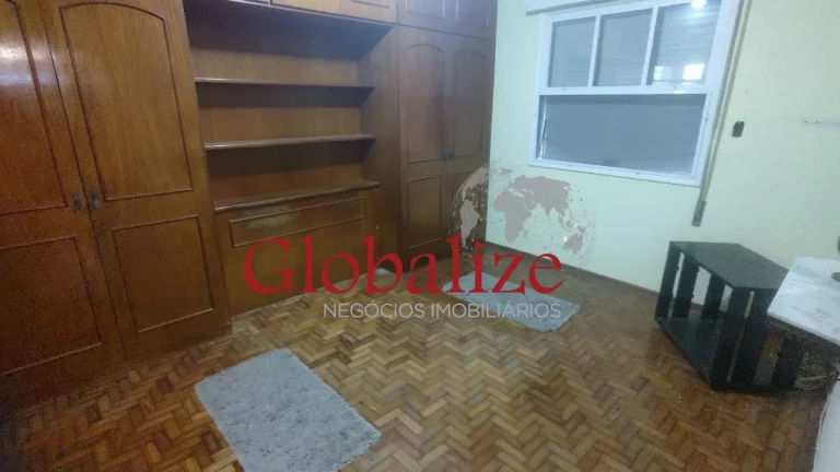 Imagem Oportunidade!!! Apartamento de 3 dormitórios com suíte dependência de empregada completa no bairro do Macuco em Santos (SP) por R$.510.000,00 .