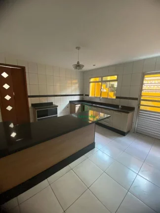 Imagem Sobrado com 3 dormitórios à venda, 264 m² por R$ 499.000,00 - Vila São João Batista - Guarulhos/SP
