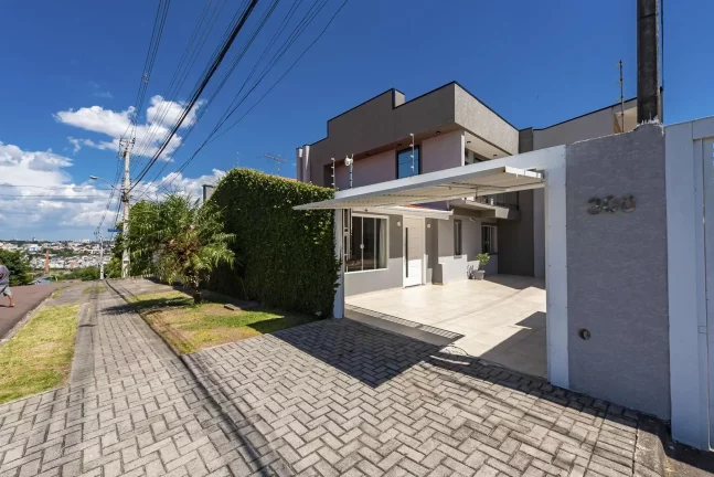 Imagem Sobrado Todo Reformado e Semi Mobiliado!