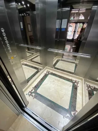 Imagem Apartamento com 3 suítes e 2 vagas de garagem em Meia Praia - Itapema/SC