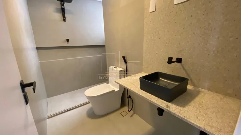 Foto do imóvel: 3 Quartos Finamente Reformado no Coração de Vila Velha Andar Alto.