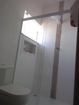 Imagem Lindíssimo sobrado com 3 suítes e acabamento de padrão – Conforto e sofisticação em cada detalhe!