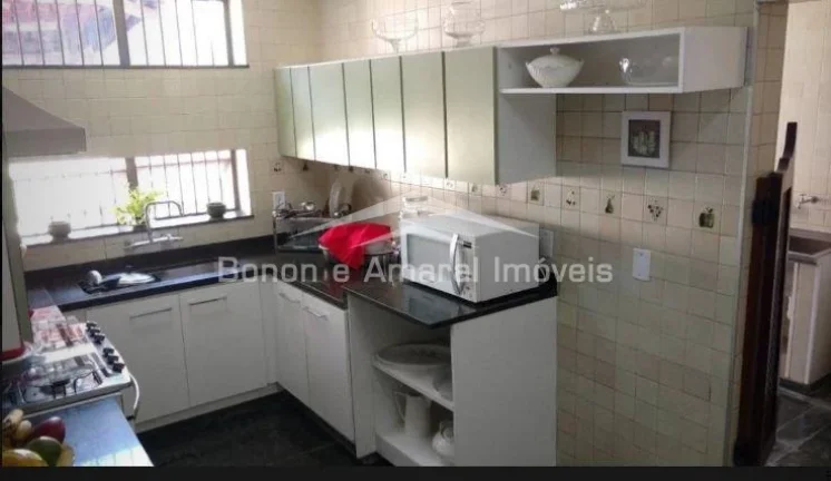 Imagem Vende Casa Bairro Taquaral, Localização Excelente, Próximo da Lagoa do taquaral, Imóvel com exce...