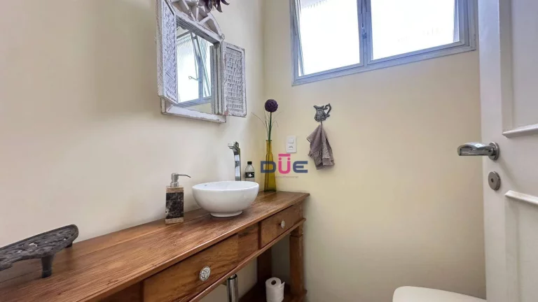 Imagem Apartamento com 3 dormitórios à venda, 165 m² por R$ 1.180.000,00 - Gonzaga - Santos/SP