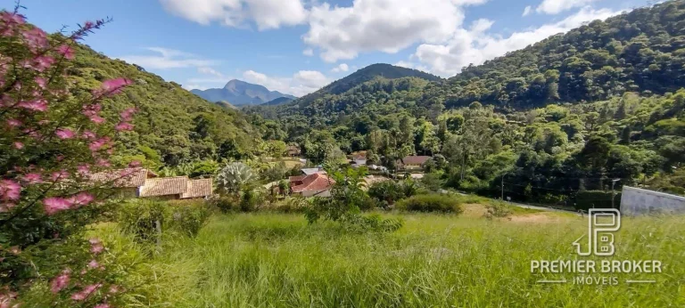 Imagem Terreno à venda, 430 m² por R$ 179.000,00 - Albuquerque - Teresópolis/RJ