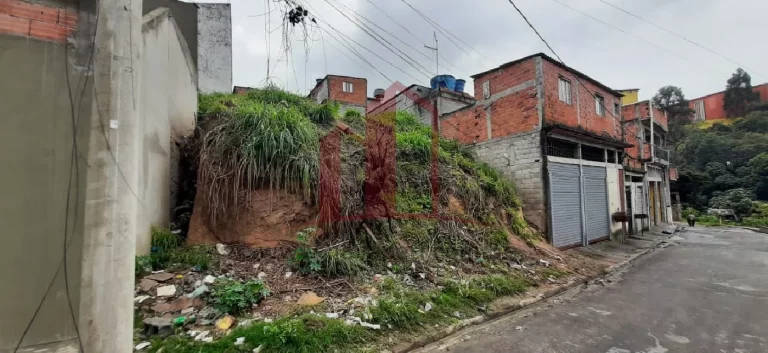 Imagem Terreno à venda em Franco da Rocha-SP, bairro Jardim Luciana, com 138,38 m² de área. Aproveite!