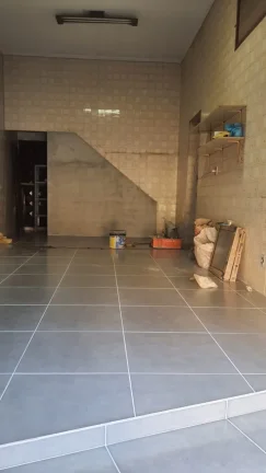 Imagem ???? Procura um espaço comercial compacto e estratégico? Esse salão pode ser perfeito pra você!