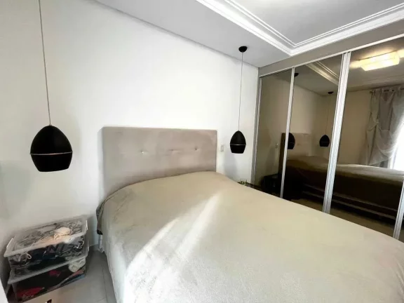 Imagem Apartamento com 3 dormitórios sendo 1 suíte e 1 vaga de garagem em Joinville/SC