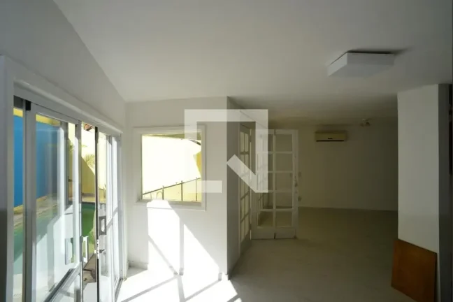 Imagem Casa à Venda - Barra da Tijuca, 4 Quartos, 300 m2