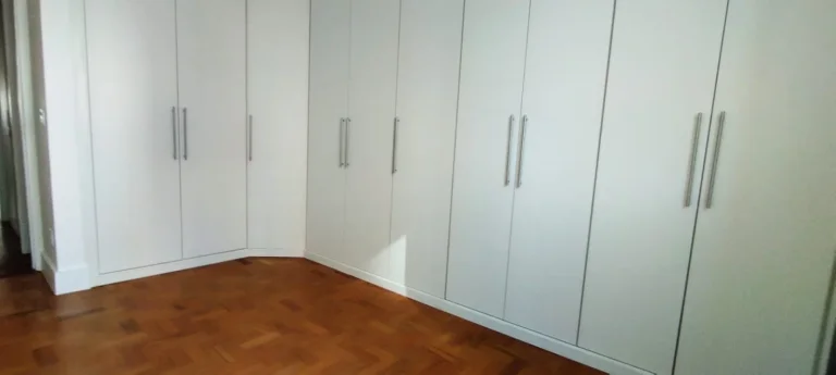 Imagem Apartamento 144 M², 3Q, 1 Suíte, 3º opcional, todo reformado, sala e cozinha gourmet integrados com forno e cooktop, academia, playground, ar split.