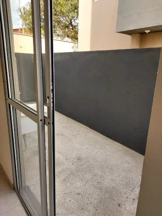 Imagem Sobrado com 2 dormitórios à venda, 53 m² por R$ 290.000,00 - Chácaras Araújo I - São José dos Campos/SP
