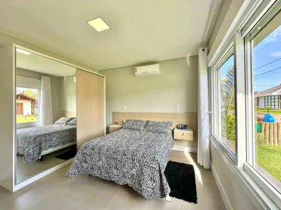 Imagem Casa em Condominio 4 Dormitórios - Bairro Atlantida Sul