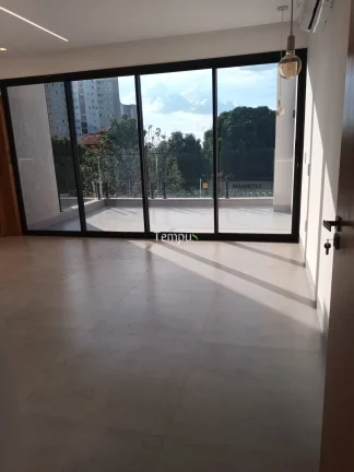 Imagem Sobrado Alto Padrão, 3 Suítes, Churrasqueira com Piscina