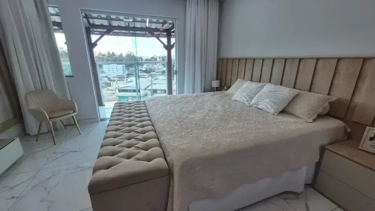 Imagem Cobertura à venda em Barbacena, Floresta, com 3 quartos, 300m2
