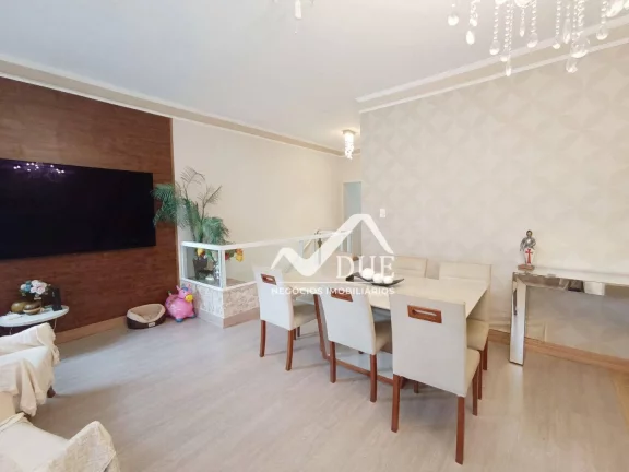 Imagem Casa com 2 dormitórios à venda, 105 m² por R$ 650.000,00 - Encruzilhada - Santos/SP