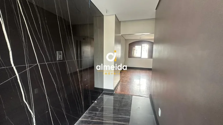 Imagem Casa 3 dormitórios à venda Nossa Senhora de Lourdes Santa Maria/RS