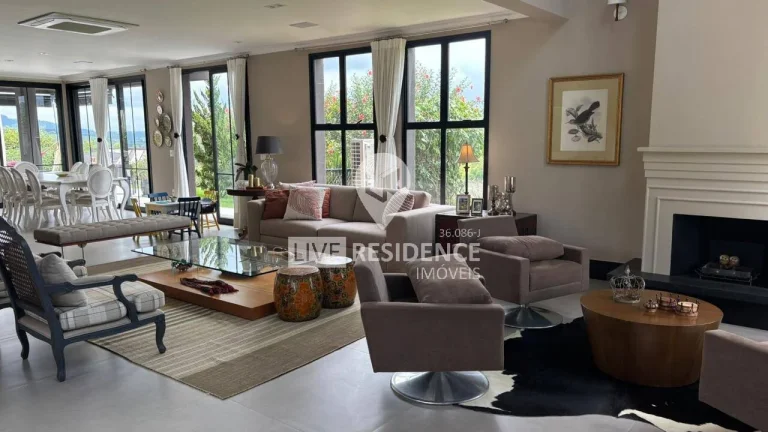 Imagem Casa de Alto Padrão no Residencial 7 Lagos - Estilo Inglês, Sofisticada!