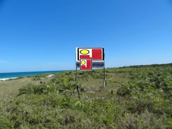 Imagem Vendo espetacular área, no mar, Praia Seca - Praia Massambaba, com 455.772m², 350m frontais mar e Lagoa de Araruama, 1300m profundidade, c/ água ... luz