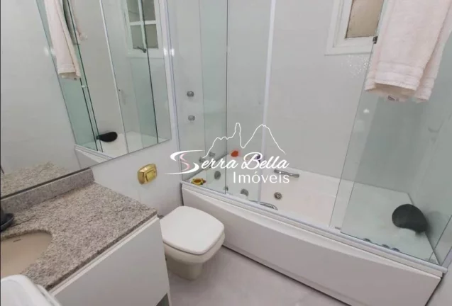 Imagem Casa com 3 dormitórios à venda, 530 m² por R$ 1.790.000,00 - Várzea - Teresópolis/RJ