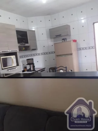 Imagem Casa com salão comercial a venda no Pq. Umuarama em Suzano