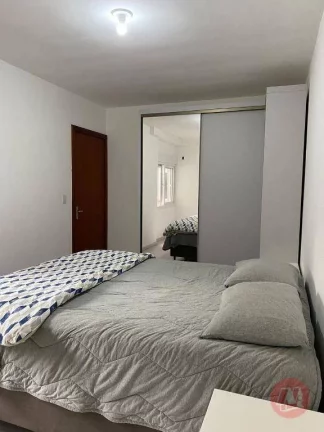 Imagem 2 Quartos, Vaga,com sacada e churrasqueira no Menino Deus