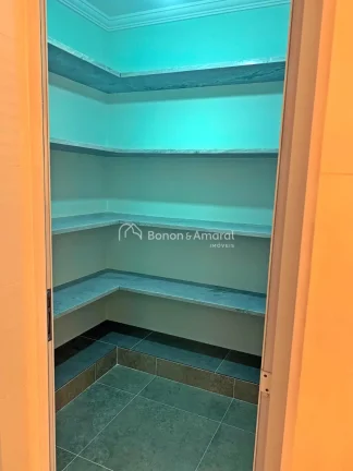 Imagem Casa à venda, em condomínio, Parque Xangrilá, Campinas, 4 quartos.
Casa térrea, 4 quartos, sendo...