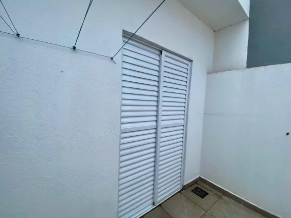 Imagem Casa com 2 domitórios no Parque São Bento