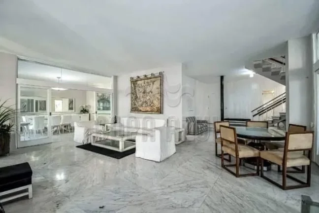 Imagem Copacabana – Rua Belfort Roxo | Residencial › Apartamento 4 quarto(s) à Venda