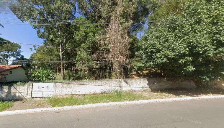 Imagem Terreno com 677 M², sendo 39,4 M² de frente. Excelente terreno em frente ao Parque Toronto. Ótima...