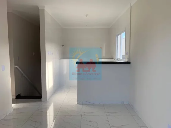 Imagem Casa Condominio com Sacada, 02 dormitórios, uma vaga de garagem R$ 240mil