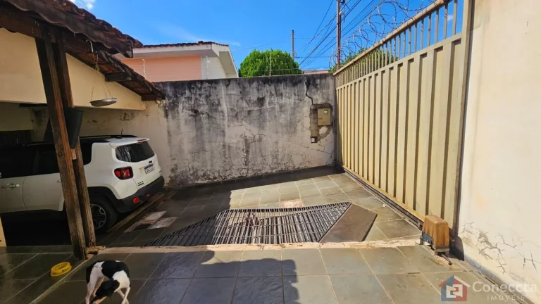 Imagem Casa à venda no bairro São Francisco em Patos de Minas – 4 quartos, suíte, 255m² de área construída