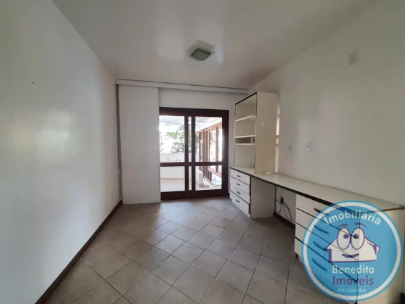 Imagem Vendo casa excepcional com design exclusivo em Porto Seguro