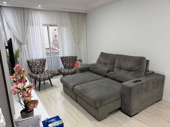 Imagem Penthouse, 2 dorm, 1 suíte e sala com sacada